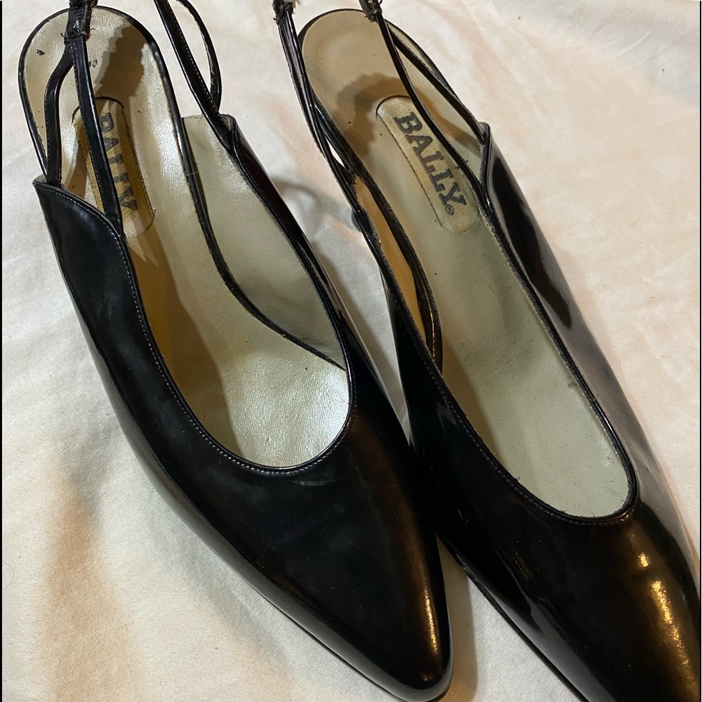 Women’s shoes